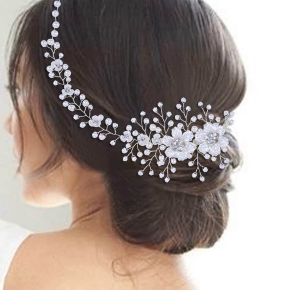 Bridal hair accessories.
